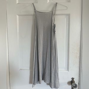 Mossimo XL causal black and white striped flowy dress
